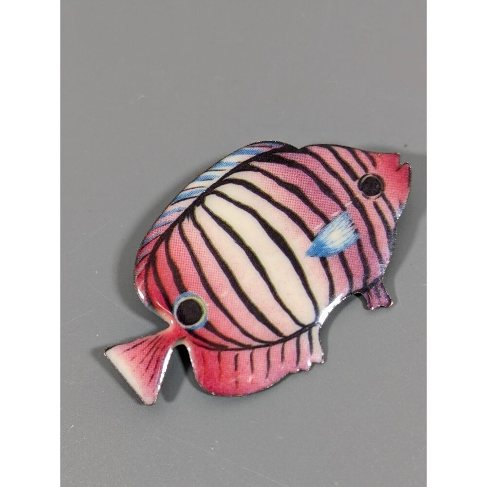 Vintage Enamel Over Metal‎ Tropical Fish Brooch Pink Stripe Pin